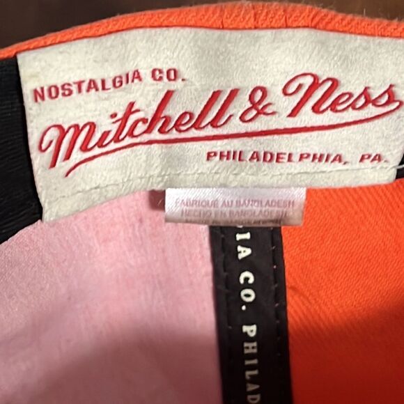 🔥 Vintage NY KNICKS “Sharkstooth” Mitchell & Ness Snapback Hat - Good Condition - Picture 6 of 10
